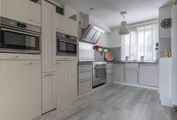Medium property photo - Dokter Nooterstraat 2, 2481 AV Woubrugge